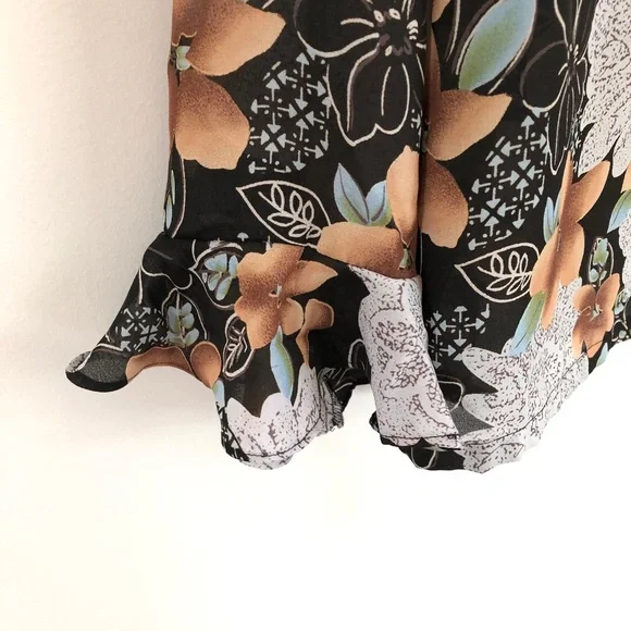 Sag Harbor Floral Button Down Blouse with Ruffle Sleeve, Size 16 - Picture 8 of 10